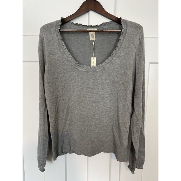 Max Studio Women's Sweater Size XL Gray NWT Scoop Neck Ruffle Detail $98 MSRP - Picture 1 of 7